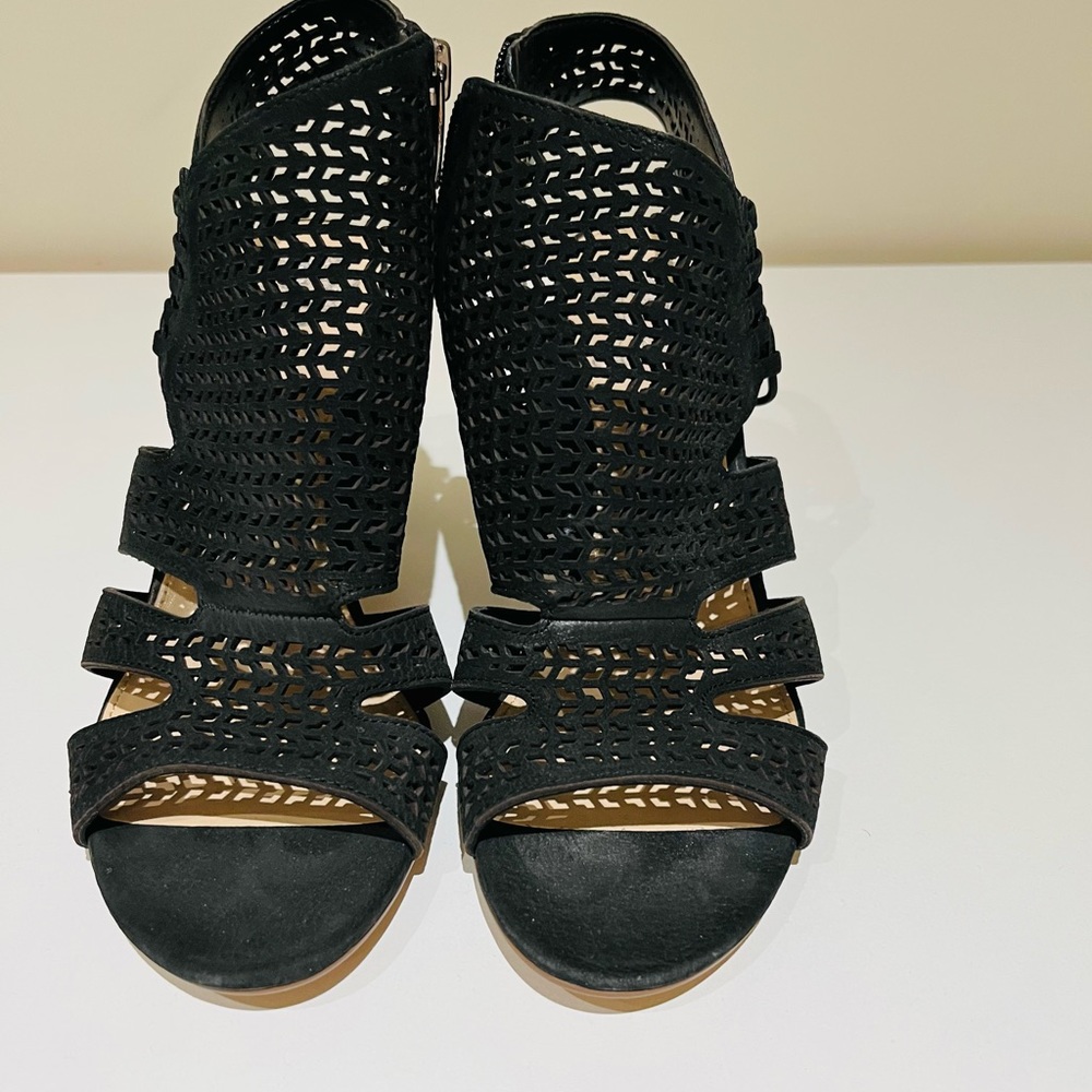 Vince Camuto Sandals